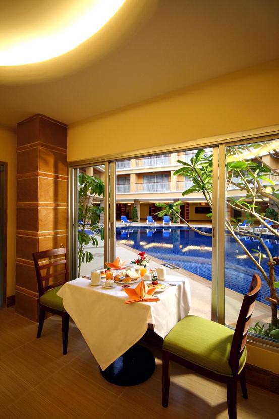 Kalim Resort Patong Eksteriør bilde